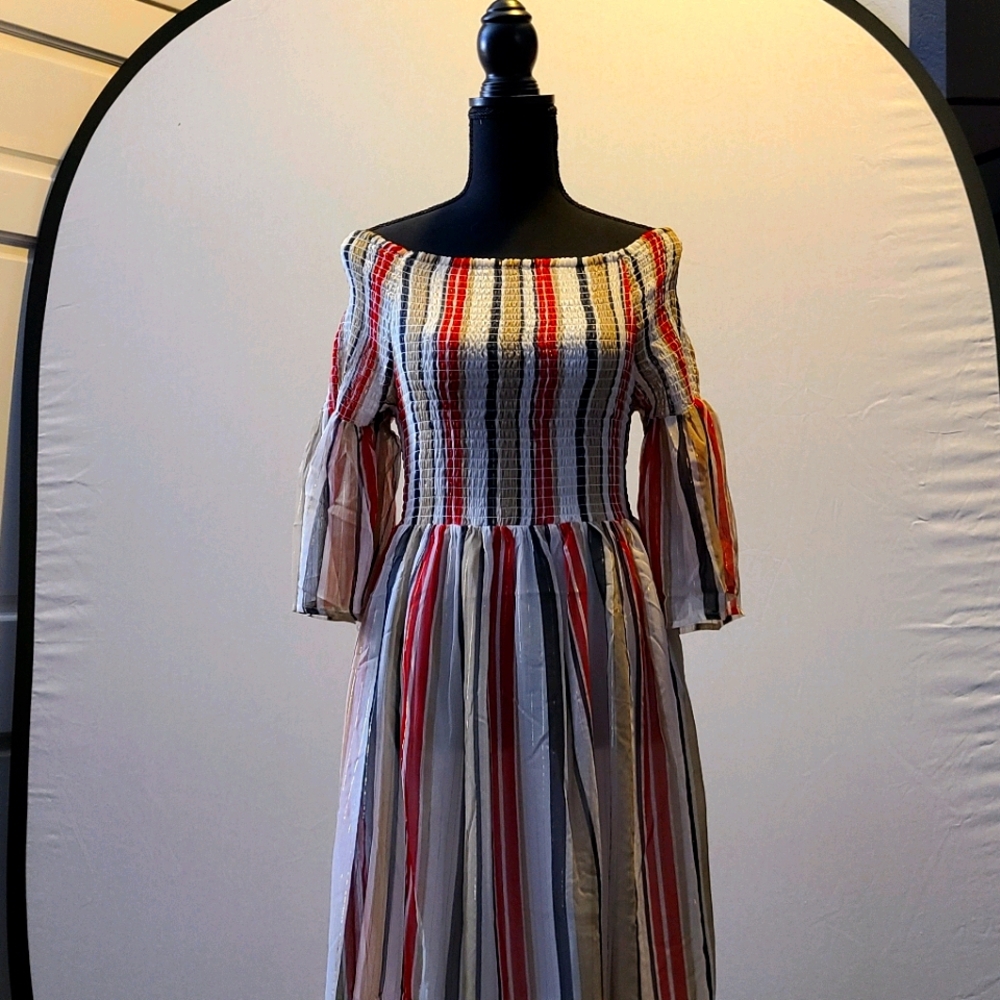 Horizontal striped - Picture 3 of 4